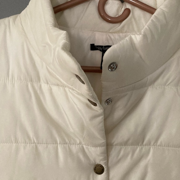 NWOT Daisy Fuentes Puffer Vest - Picture 3 of 6